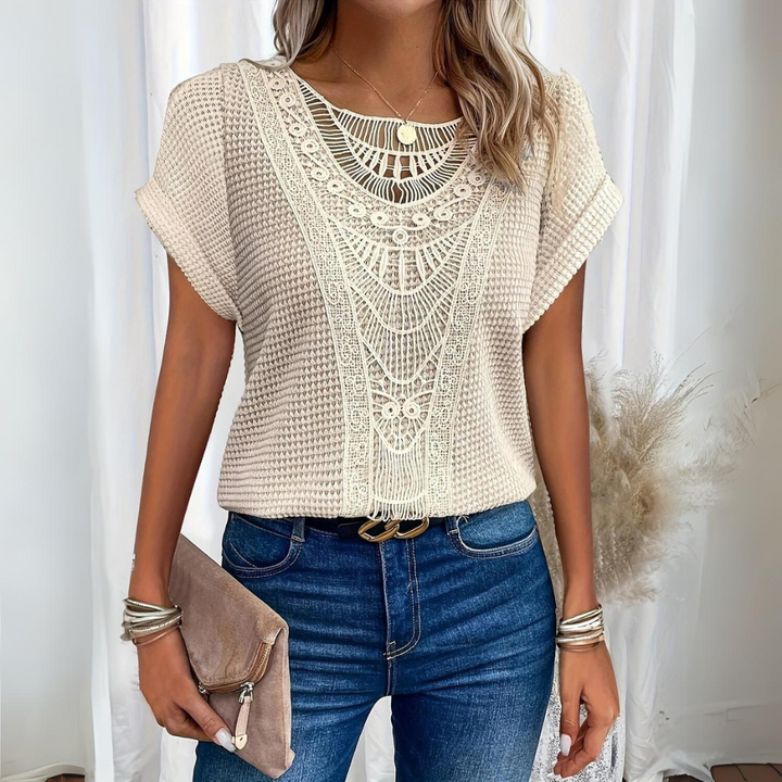 Sophie - Elegant Lace Top